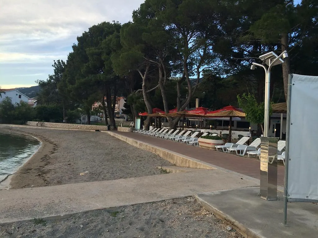 Apartments Gorenjka Banjol 0*,  Croatia